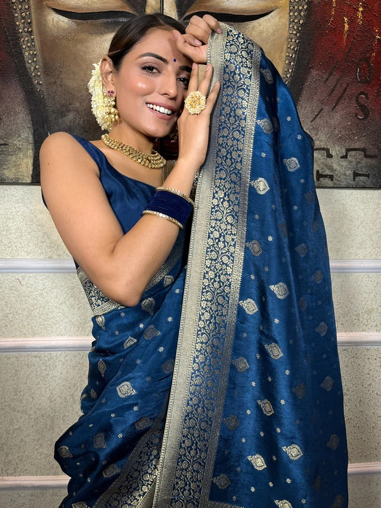 Classy Navy Blue Soft Silk Saree With Bewitching Blouse Piece