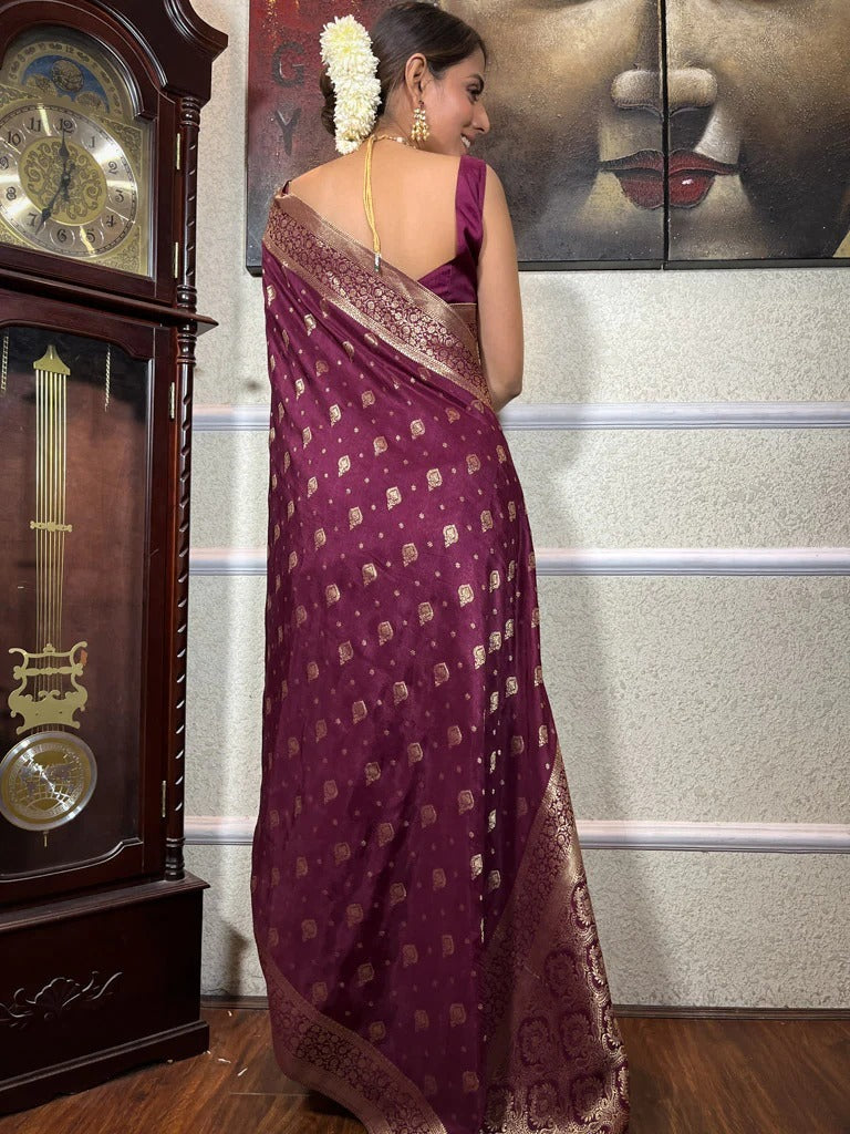 Extraordinary Wine Soft Silk Saree With Seraglio Blouse Piece