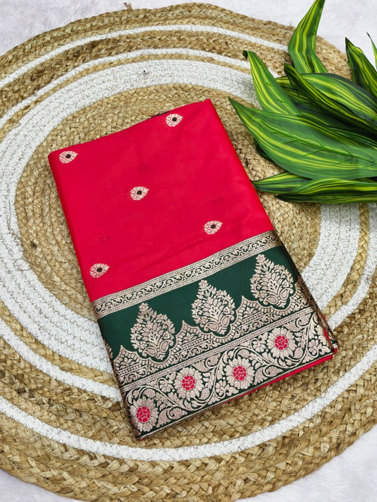 Quixotic Dark Pink Pure Zari Weaving Banarasi Silk Saree With Magnetic Blouse Piece