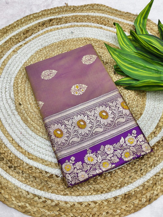 Incomparable Lavender Pure Zari Weaving Banarasi Silk Saree With Prettiest Blouse Piece