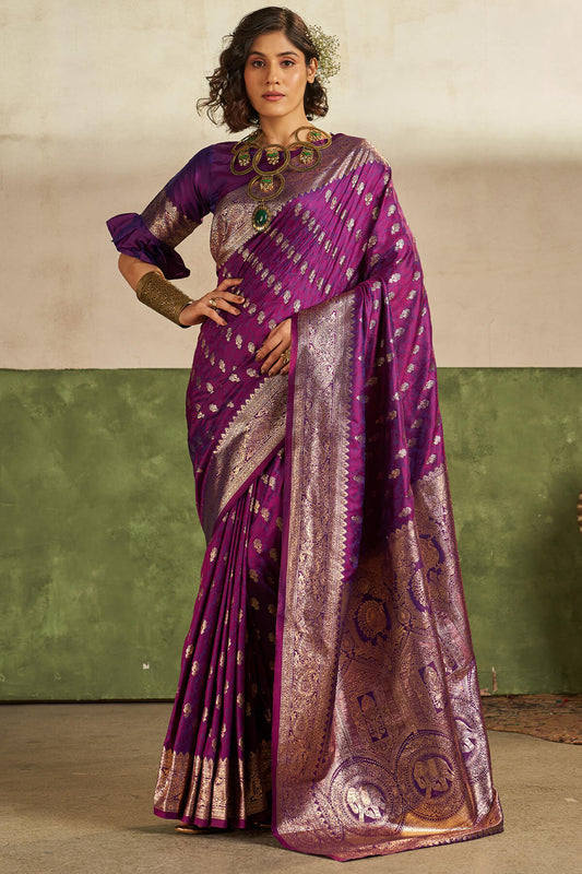 Beauteous Purple Pure Zari Weaving Banarasi Silk Saree With Beleaguer Blouse Piece