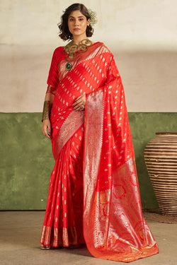 Sempiternal Red Pure Zari Weaving Banarasi Silk Saree With Assemblage Blouse Piece