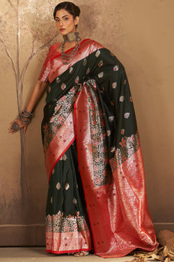 Pretty Dark Green Pure Zari Weaving Banarasi Silk Saree With Quintessential Blouse Piece