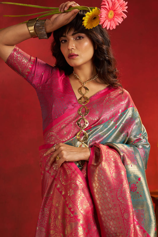 Eloquence Rama Kanjivaram Silk Saree With Lustrous Blouse Piece
