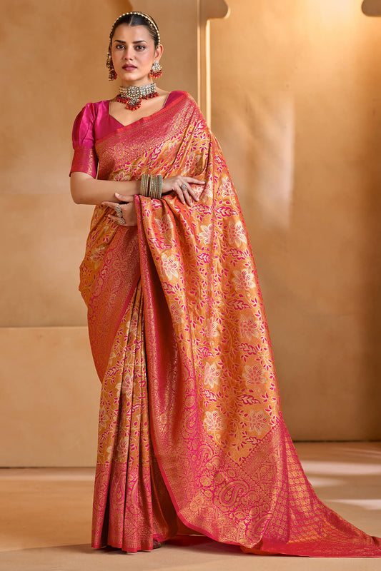 Magnetic Dark Pink Kanjivaram Silk Saree With Alluring Blouse Piece