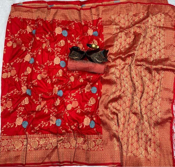 Transcendent Red Soft Banarasi Silk Saree With Splendorous Blouse Piece