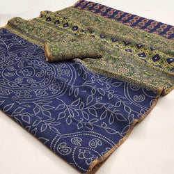 Radiant Navy Blue Printed Cotton Silk Saree With Confounding Blouse Piece