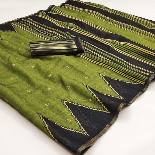 Adoring Green Printed Cotton Silk Saree With Groovy Blouse Piece