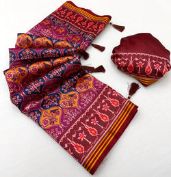 Ravishing Purple Printed Patola Handloom Silk Saree With Devastating Blouse Piece