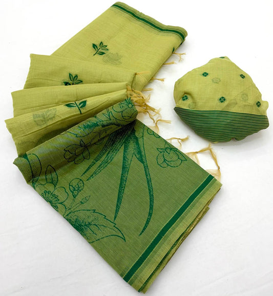 Stunning Green Pure Munga Cotton Silk Saree With Surreptitious Blouse Piece