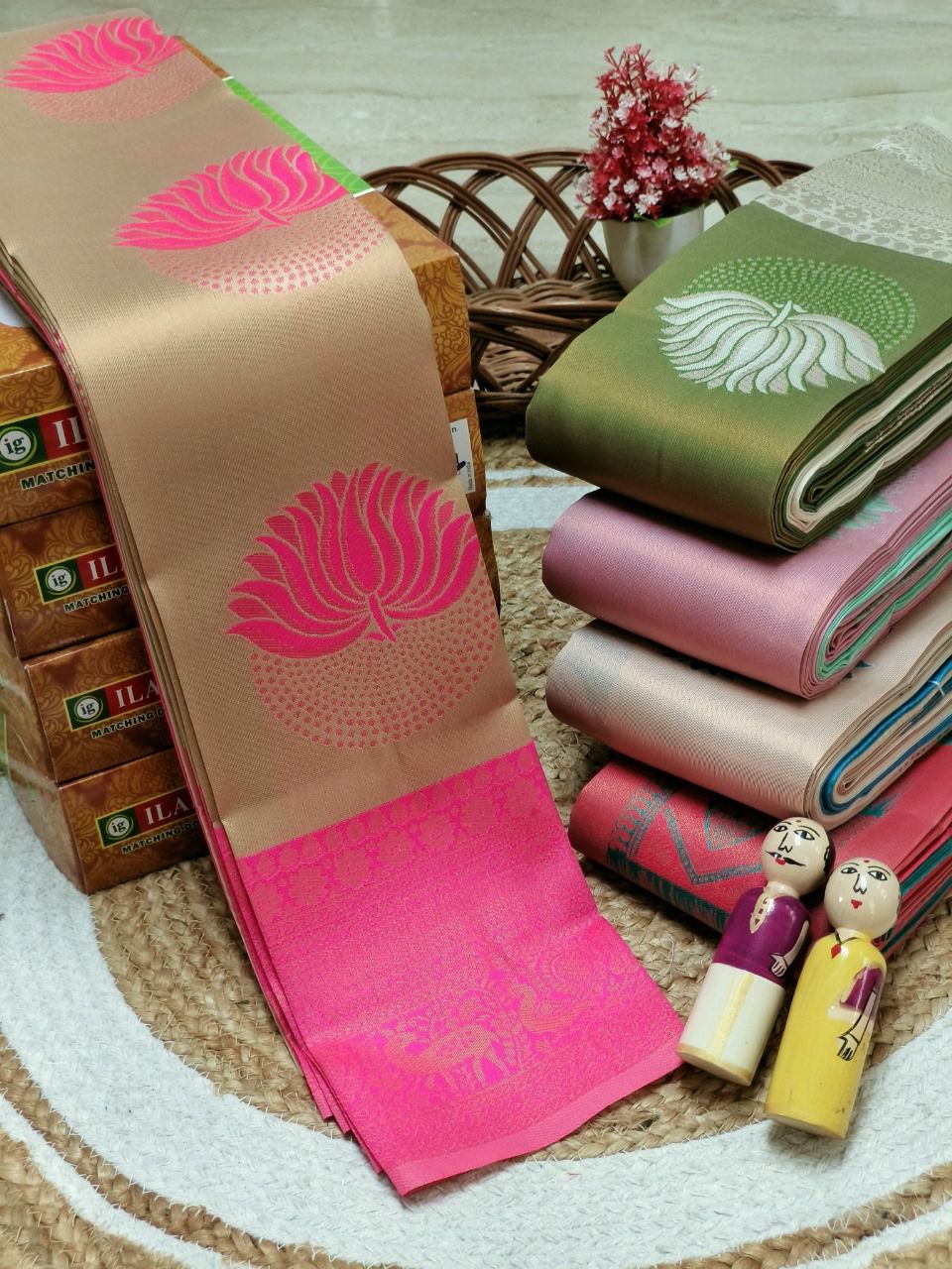 Marvellous Beige and Dark Pink Soft Silk Saree With Elaborate Blouse Piece