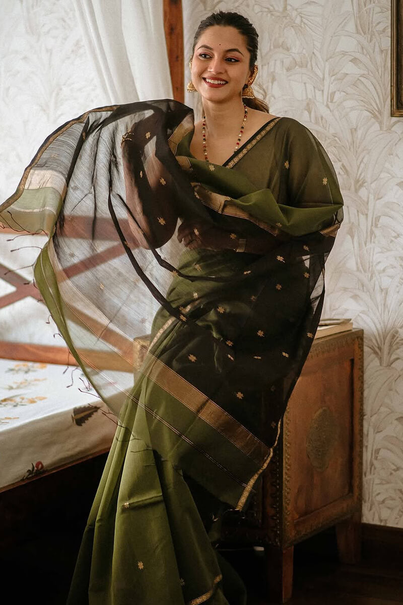 Nemesis Green Cotton Silk Saree With Susurrous Blouse Piece