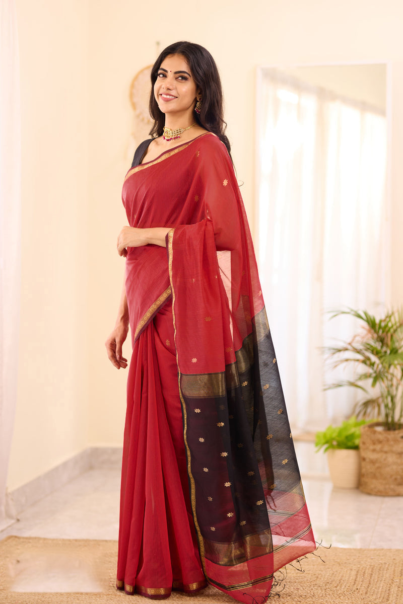 Scintilla Red Cotton Silk Saree With Outstanding Blouse Piece