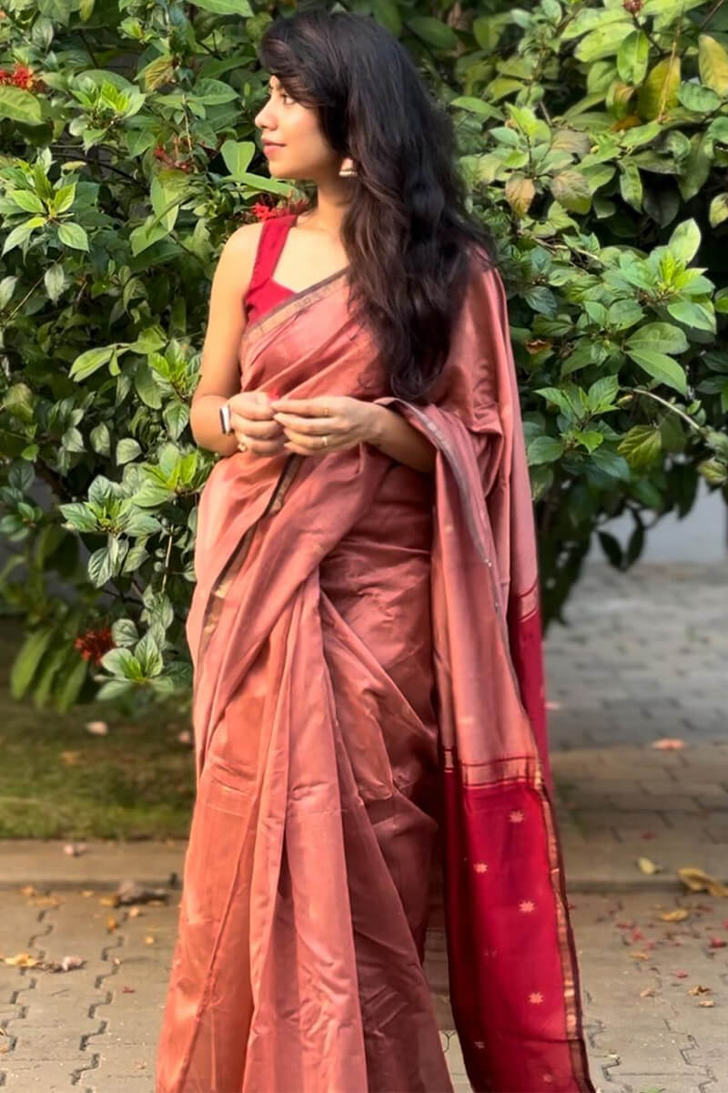 Unequalled Pink Cotton Silk Saree With Ornate Blouse Piece