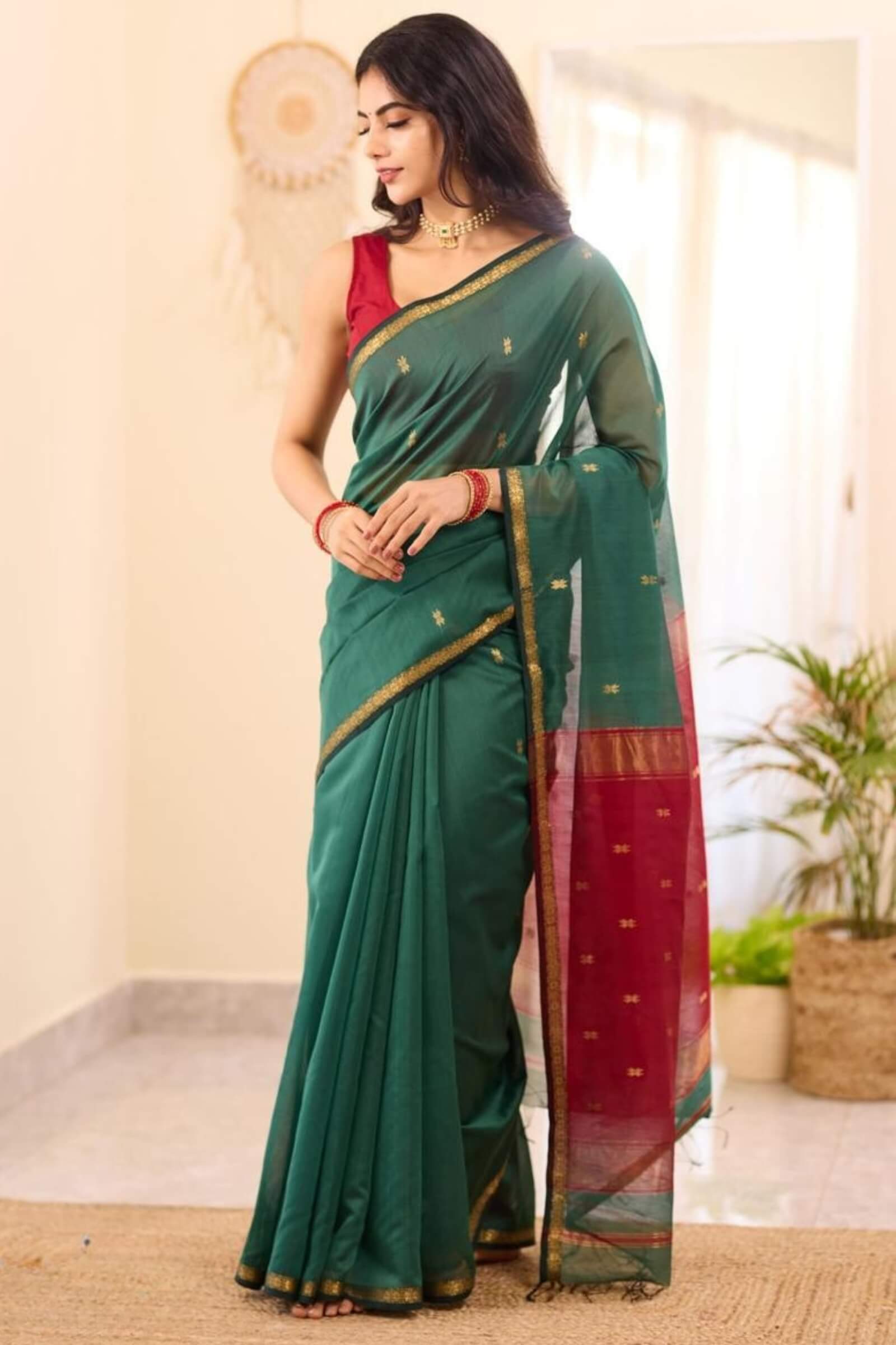 Demure Rama Cotton Silk Saree With Exquisite Blouse Piece