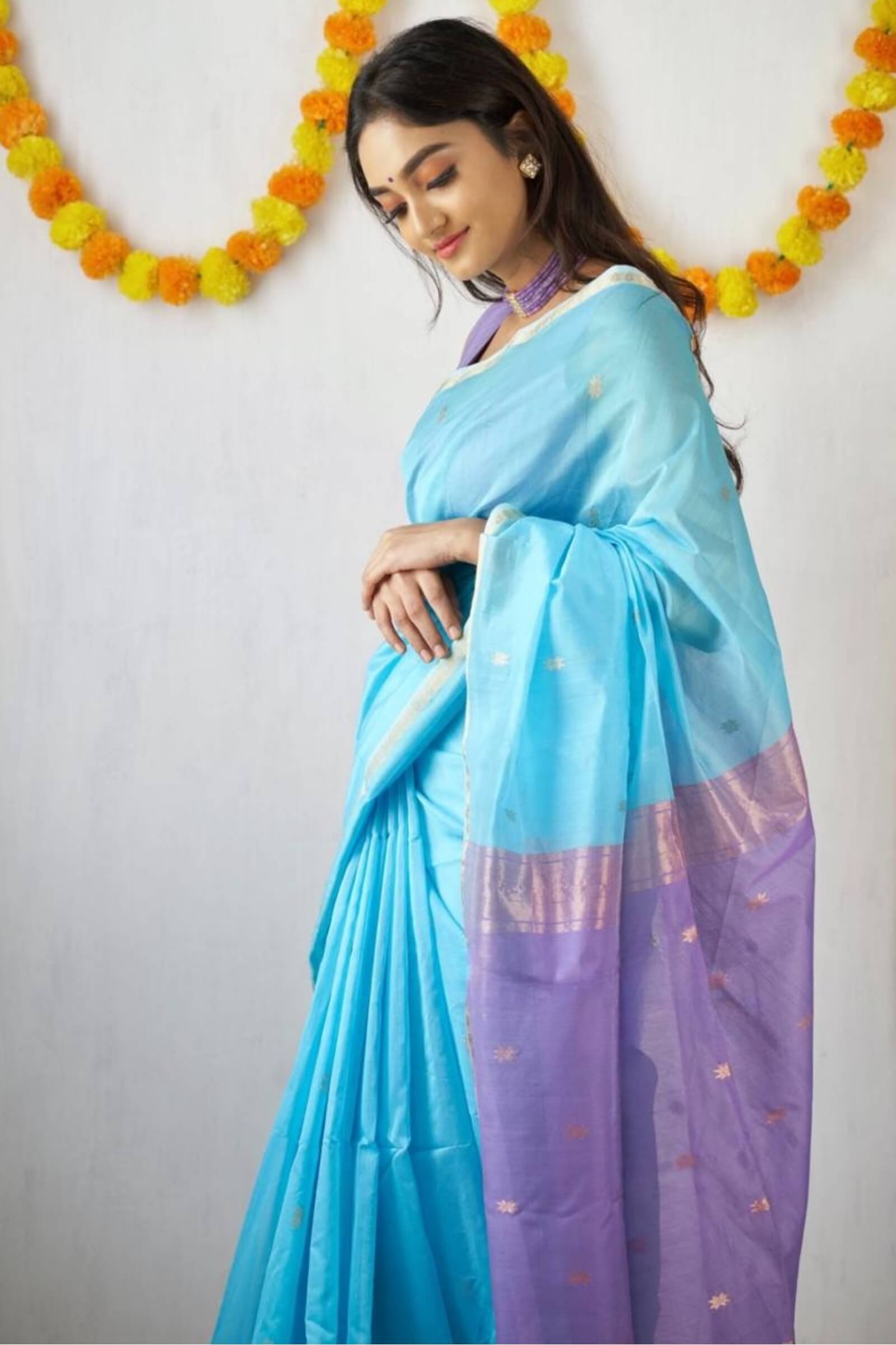 Winsome Sky Cotton Silk Saree With Unique Blouse Piece