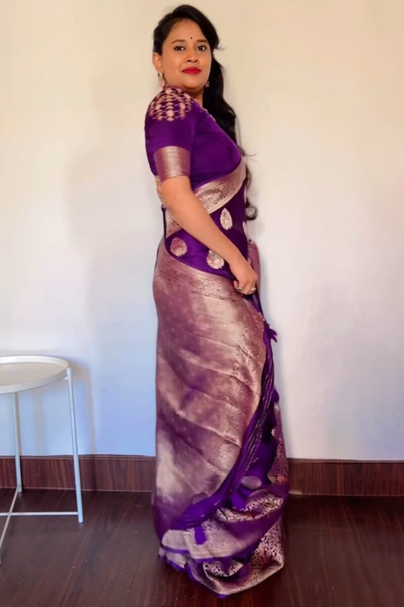 Glowing Purple Soft Silk Saree With Breathtaking Blouse Piece