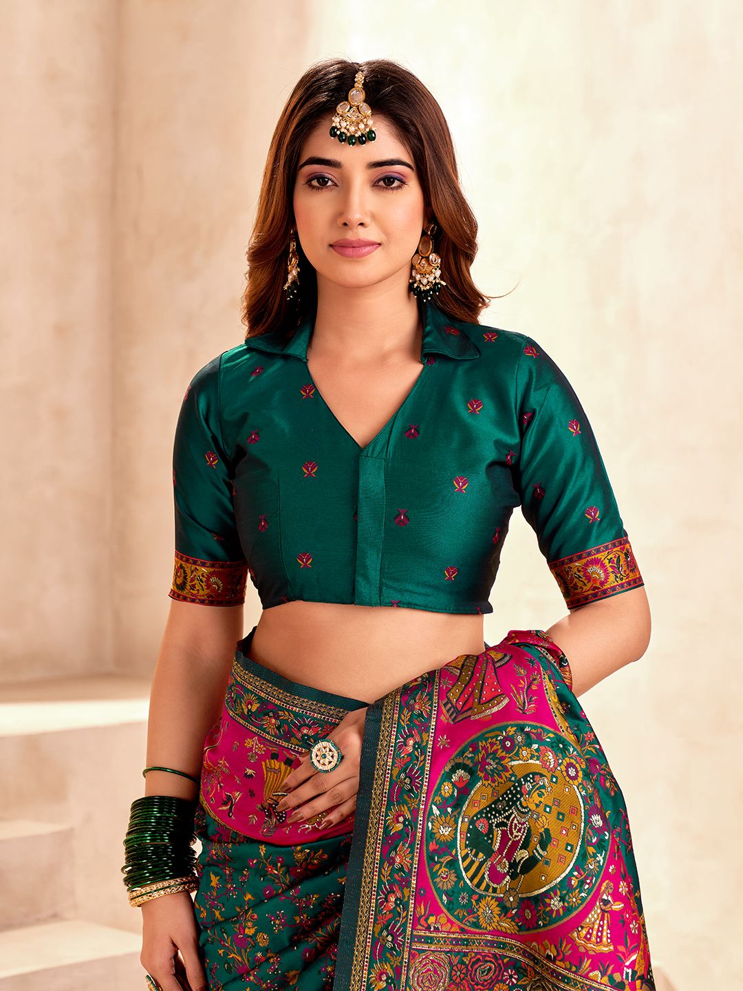 Zephyr Dark Green Nylon Dola Pashmina Saree With Scrupulous Blouse Piece