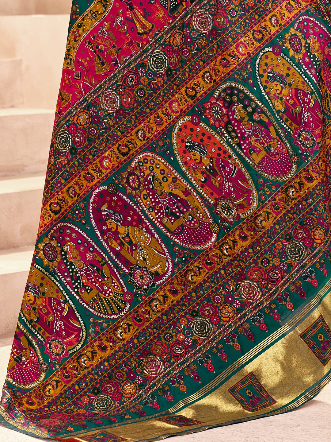 Zephyr Dark Green Nylon Dola Pashmina Saree With Scrupulous Blouse Piece