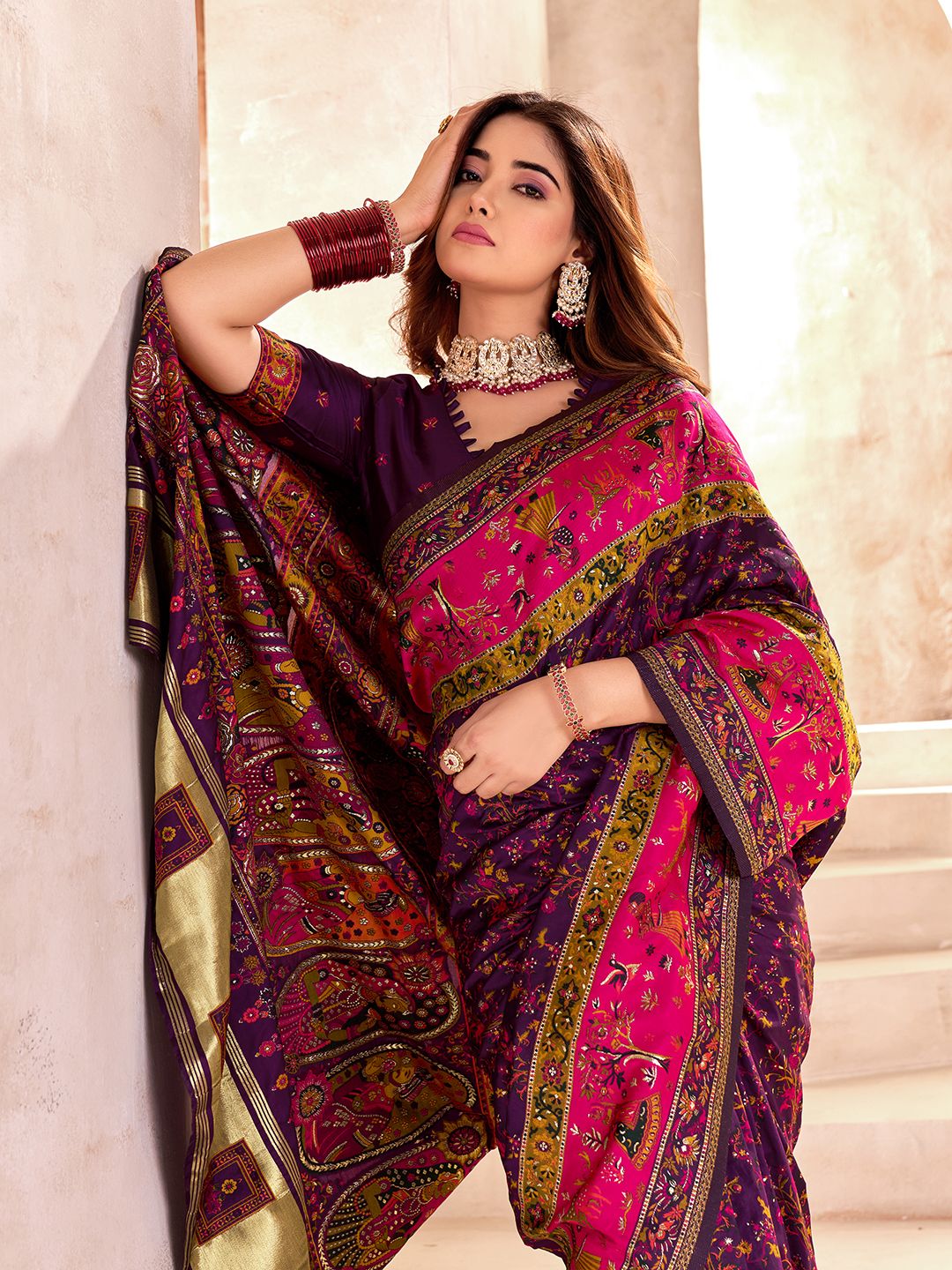 Snazzy Purple Nylon Dola Pashmina Saree With Resplendent Blouse Piece