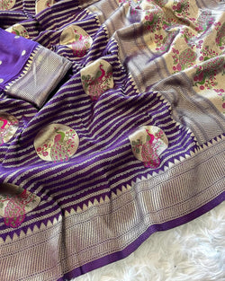 Confounding Purple Soft Banarasi Silk Saree With Inspiring Blouse Piece