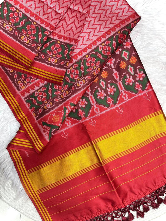 Sensational Pink Ikkat Printed Patola Silk Saree With Fantabulous Blouse Piece