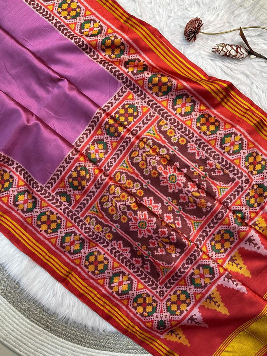 Amazing Purple Ikkat Printed Patola Silk Saree With Stunner Blouse Piece