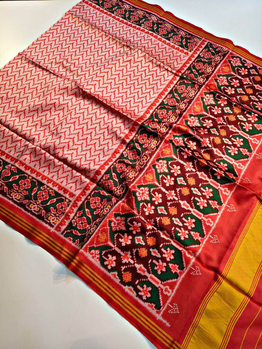 Symmetrical Pink Patola Lagdi Patta Saree With Dulcet Blouse Piece