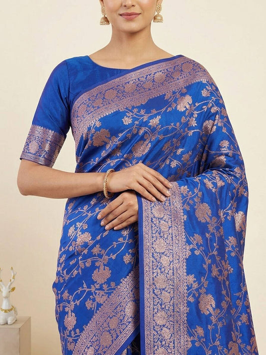 Prominent Royal Blue Pure Zari Weaving Banarasi Silk Saree With Blissful Blouse Piece