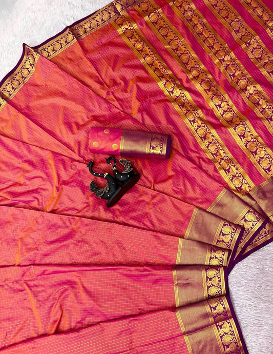 Propinquity Pink Pure Banarasi Silk Saree With Super classy Blouse Piece