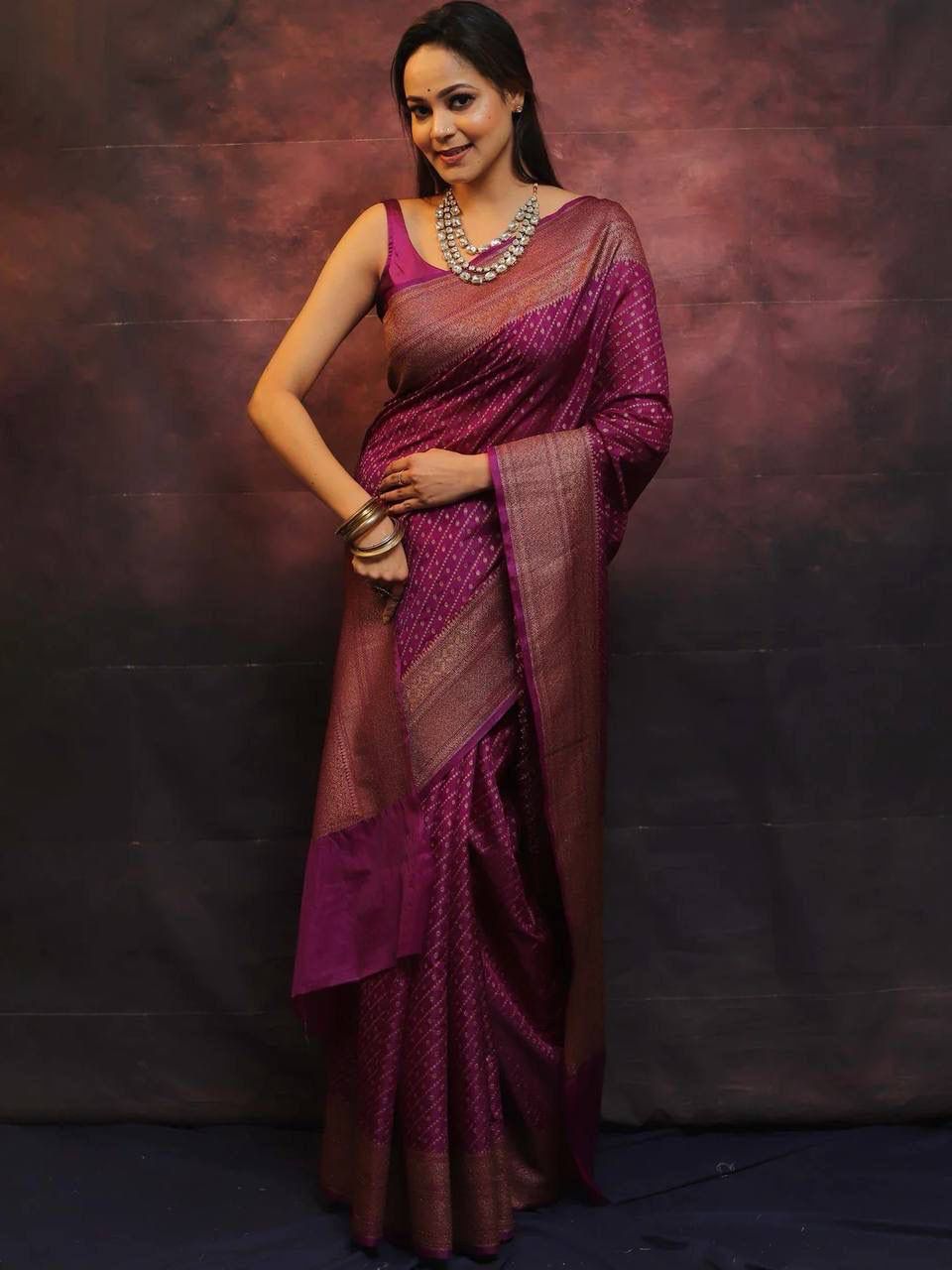 Ethereal Purple Soft Silk Saree With Scrupulous Blouse Piece