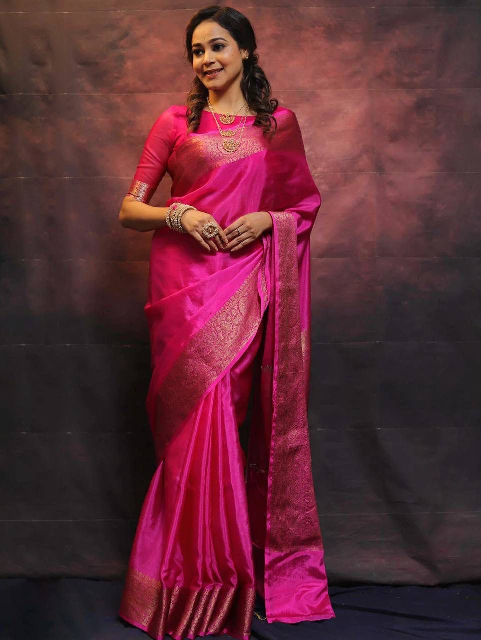 Felicitous Dark Pink Soft Silk Saree With Enchanting Blouse Piece