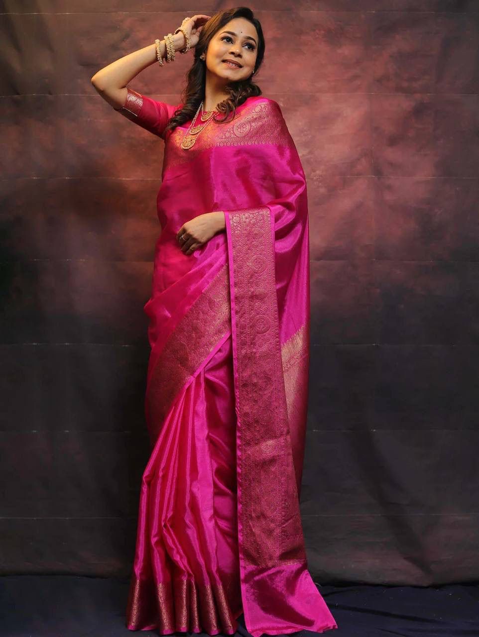 Felicitous Dark Pink Soft Silk Saree With Enchanting Blouse Piece