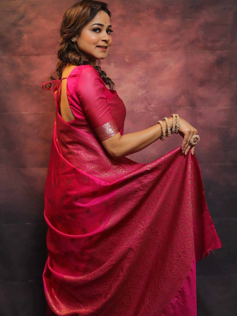 Glamorous Dark Pink Soft Silk Saree With Lustrous Blouse Piece