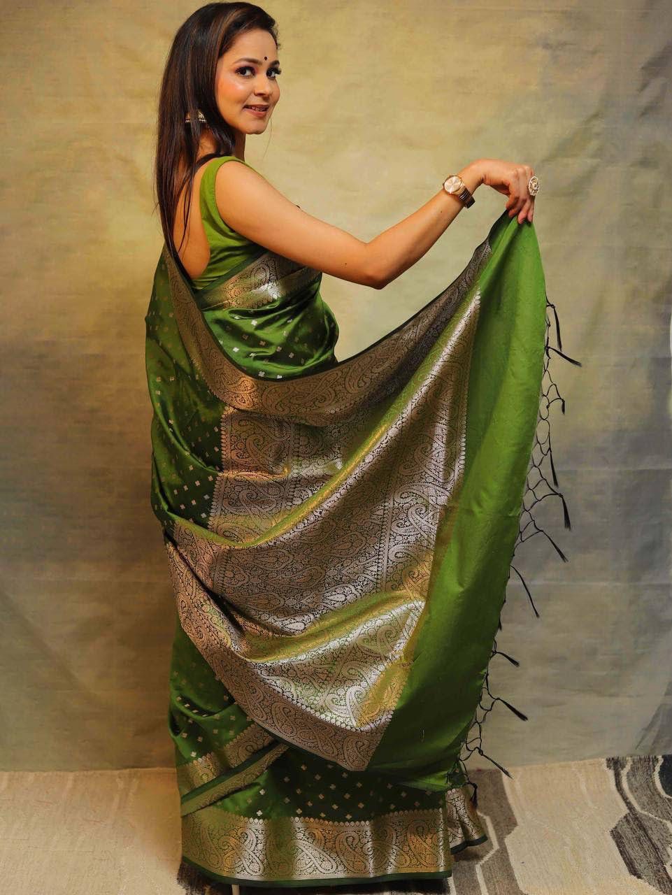 Excellent Mehndi Soft Silk Saree With Inspiring Blouse Piece