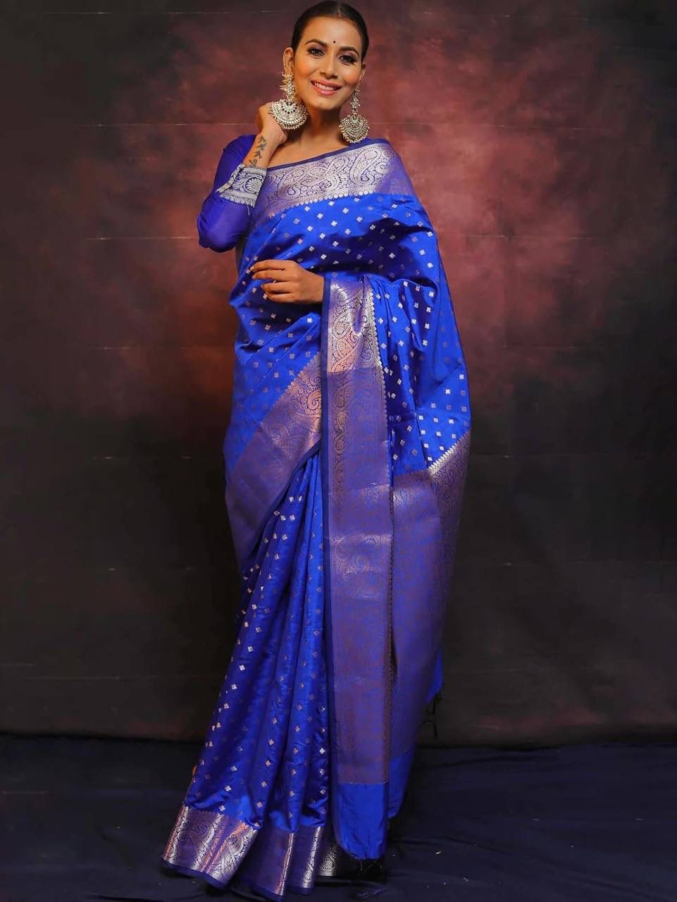 Alluring Royal Blue Soft Silk Saree With Classy Blouse Piece