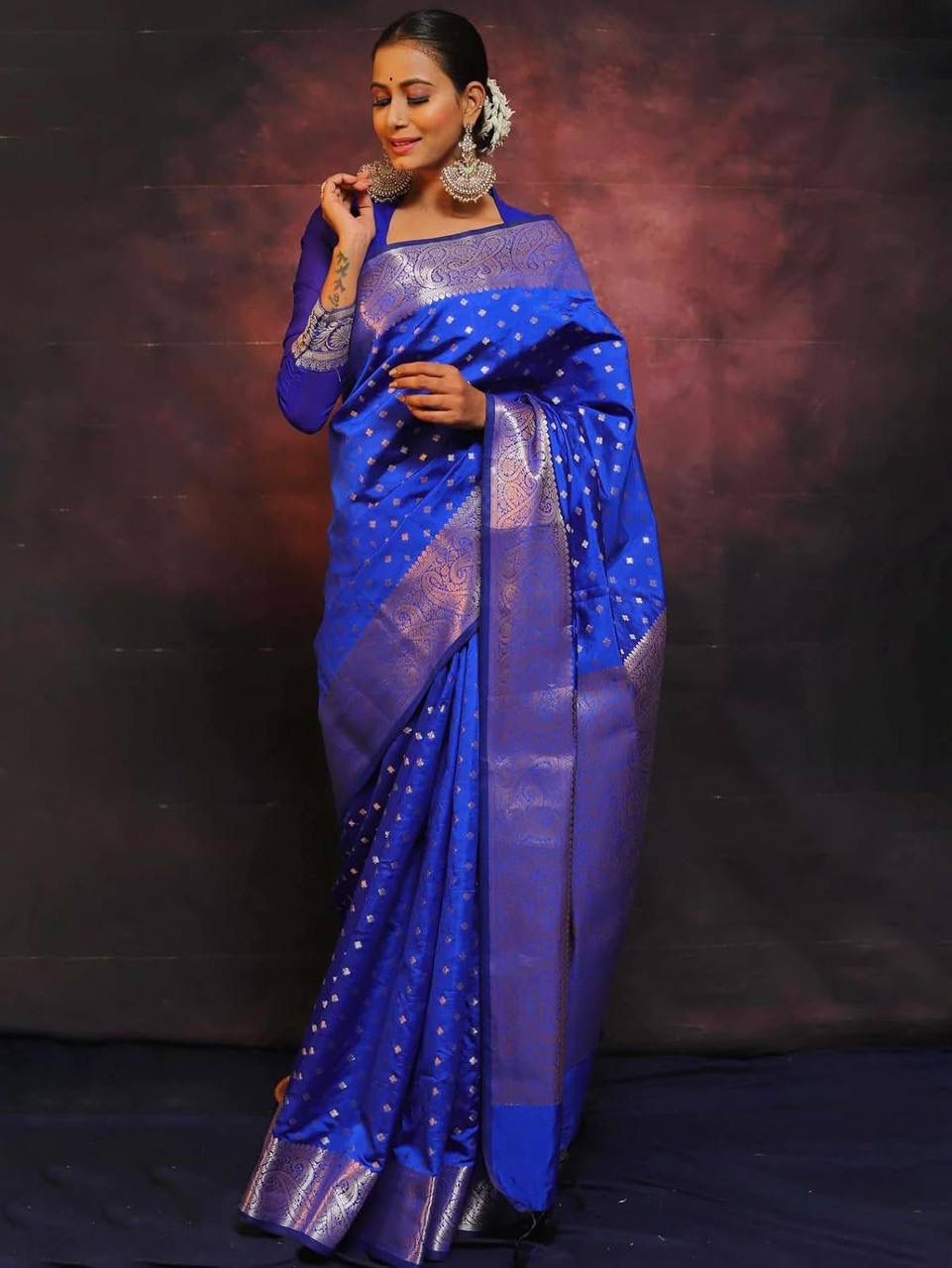 Alluring Royal Blue Soft Silk Saree With Classy Blouse Piece