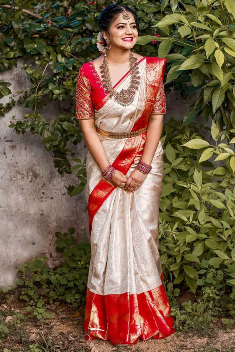 Smashing Off White Soft Silk Saree With Enchanting Blouse Piece