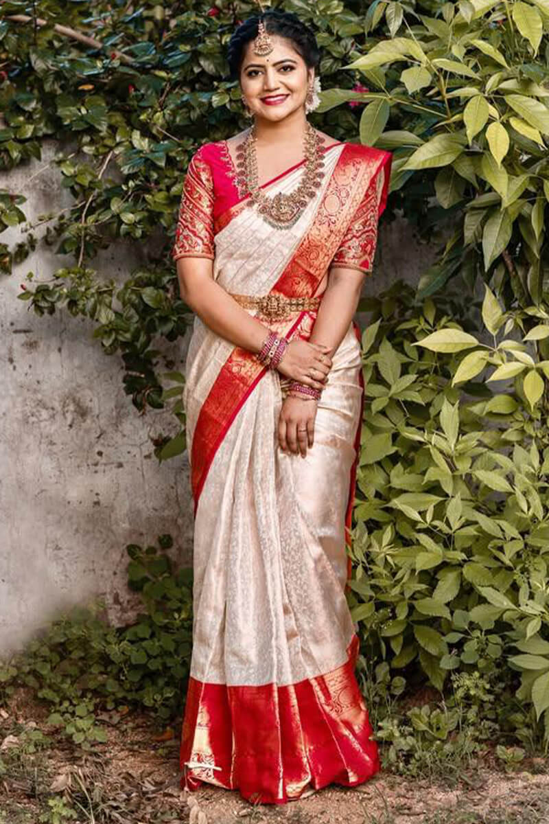 Smashing Off White Soft Silk Saree With Enchanting Blouse Piece