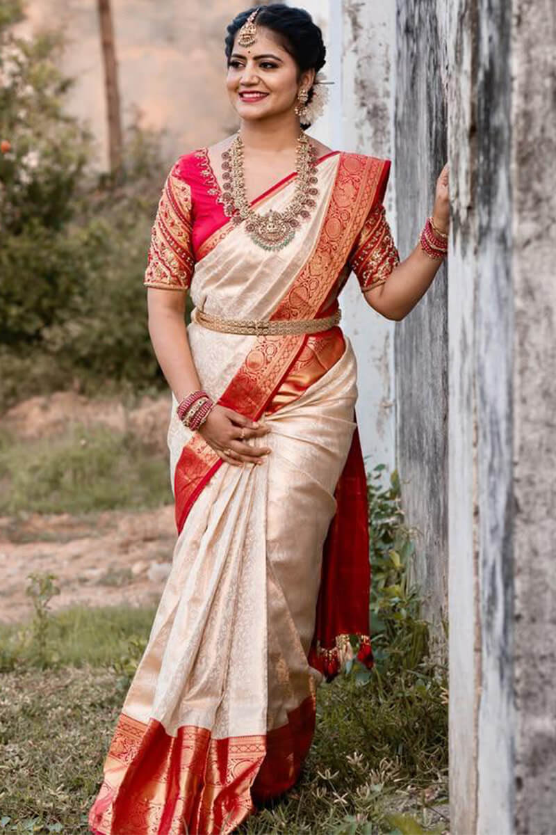 Smashing Off White Soft Silk Saree With Enchanting Blouse Piece