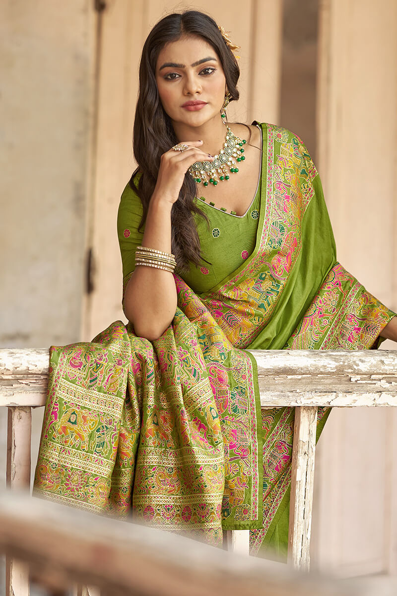 Incredible Green Pashmina Saree With Gratifying Blouse Piece