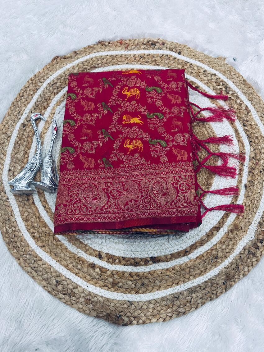 Splendiferous Dark Pink Soft Banarasi Silk Saree With Demesne Blouse Piece