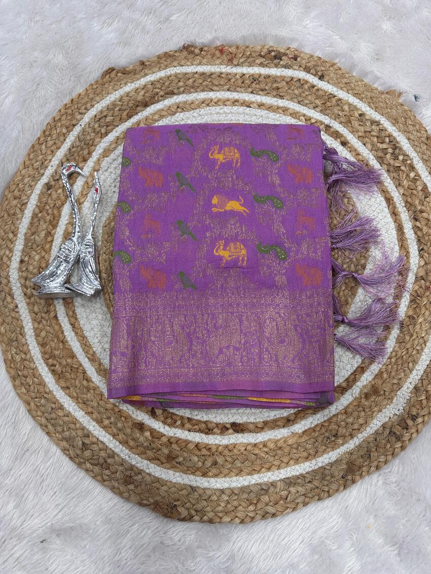 Proficient Lavender Soft Banarasi Silk Saree With Magnetic Blouse Piece