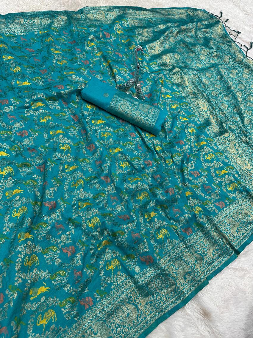 Incomparable Sea Green Soft Banarasi Silk Saree With Flaunt Blouse Piece