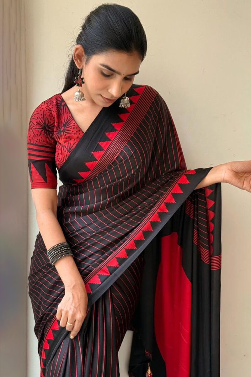 Gratifying Black Digital Printed Crape Silk Saree With Dulcet Blouse Piece