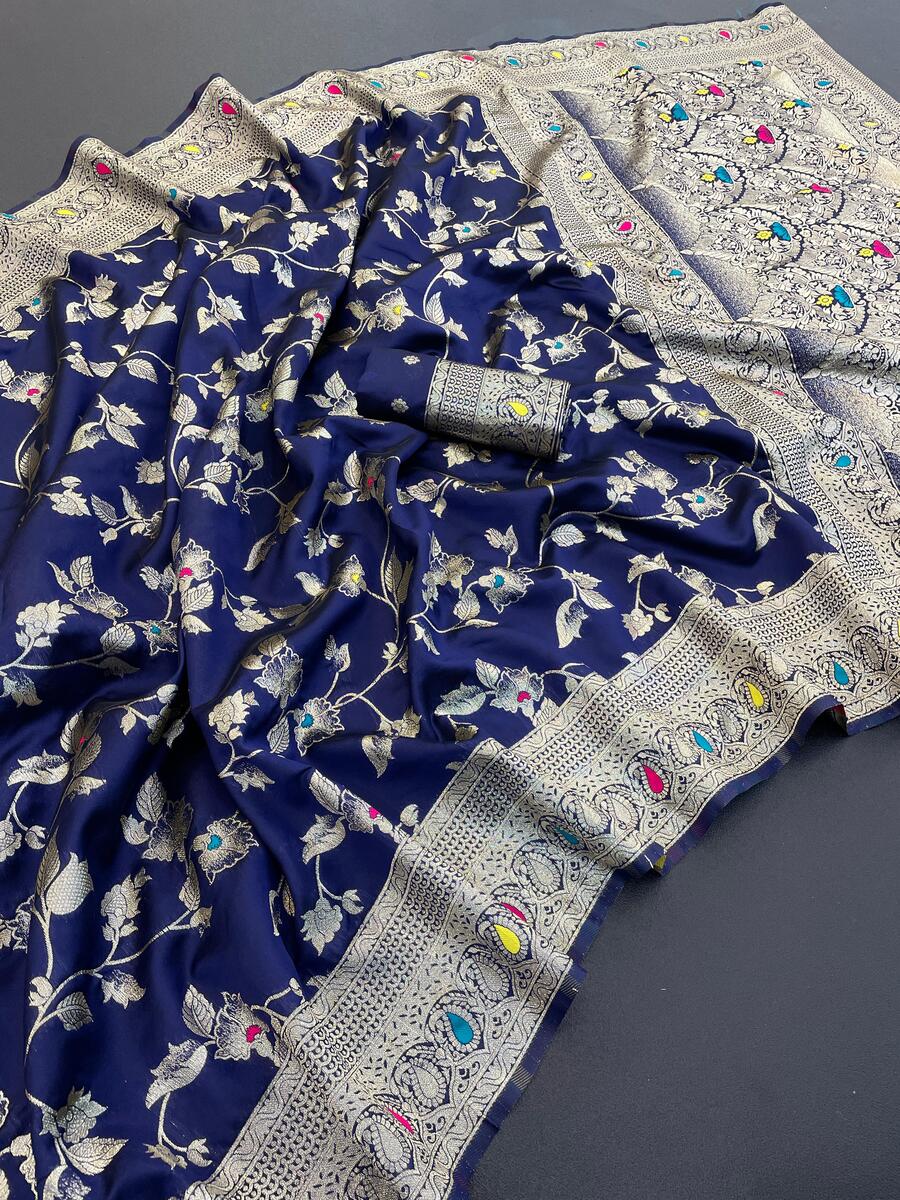 Delectable Navy Blue Soft Banarasi Silk Saree With Desuetude Blouse Piece
