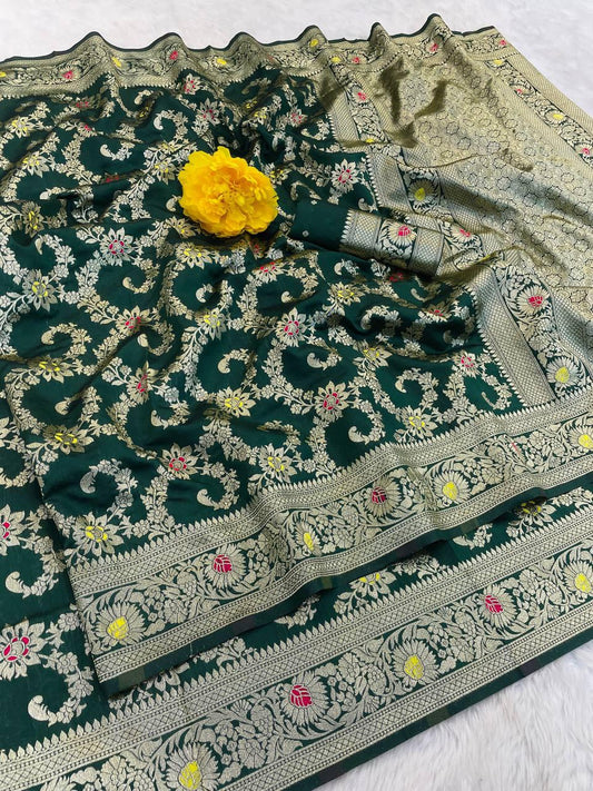 Sumptuous Dark Green Soft Banarasi Silk Saree With Ravishing Blouse Piece