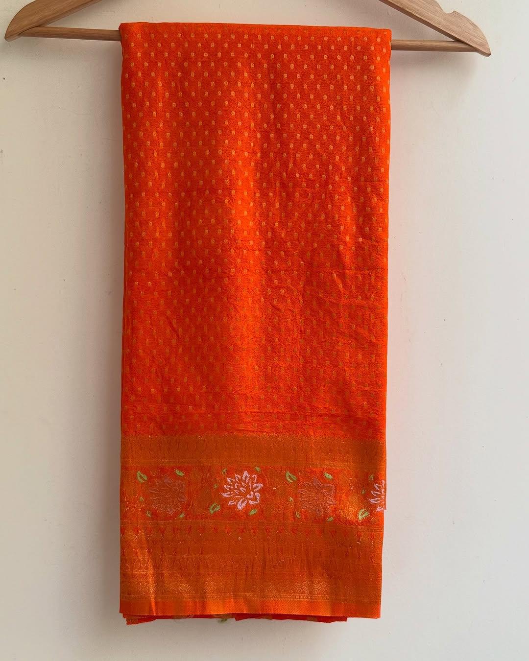 Sempiternal Orange Soft Banarasi Silk Saree With Jubilant Blouse Piece
