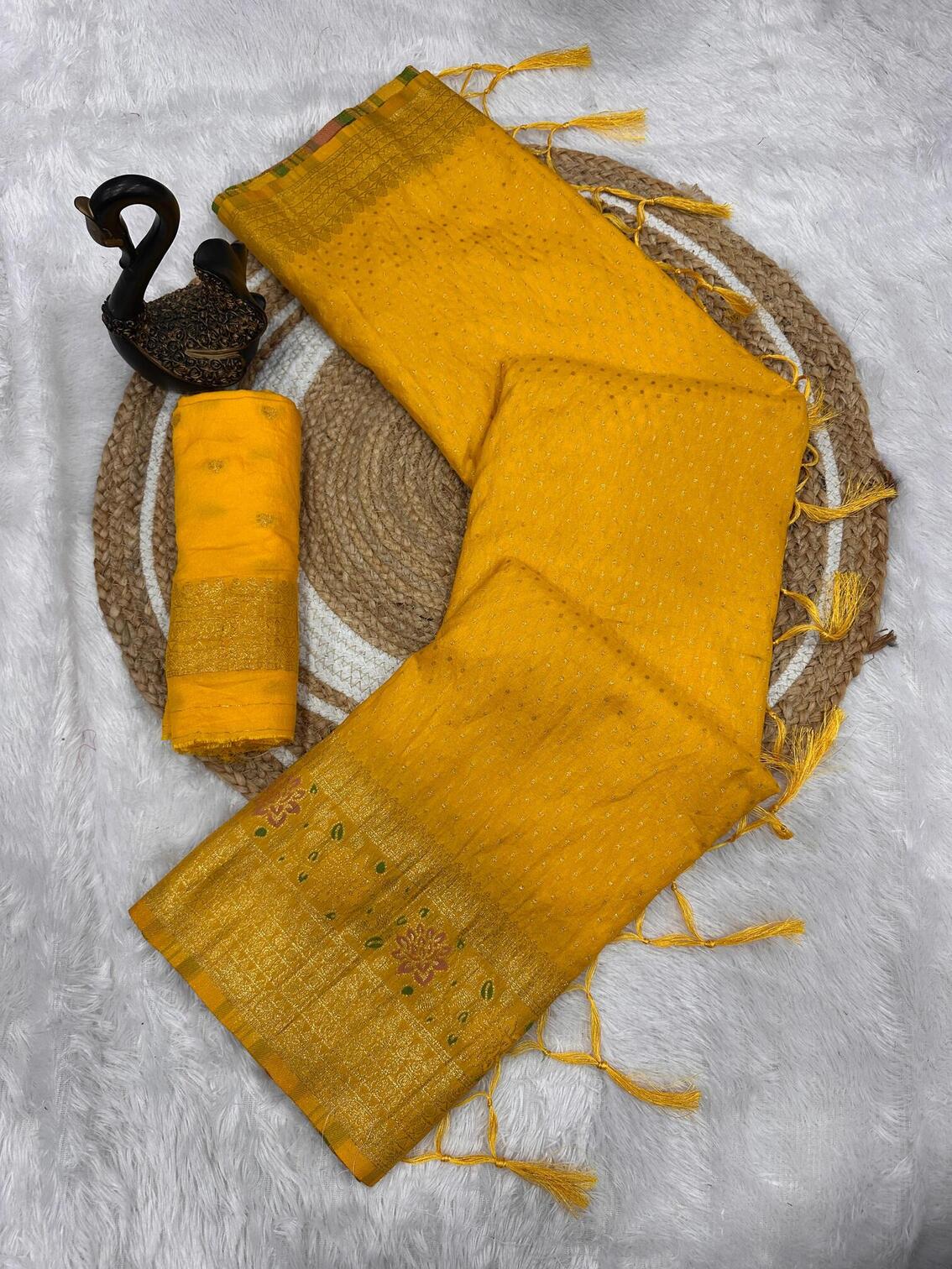 Lissome Yellow Soft Banarasi Silk Saree With Charismatic Blouse Piece