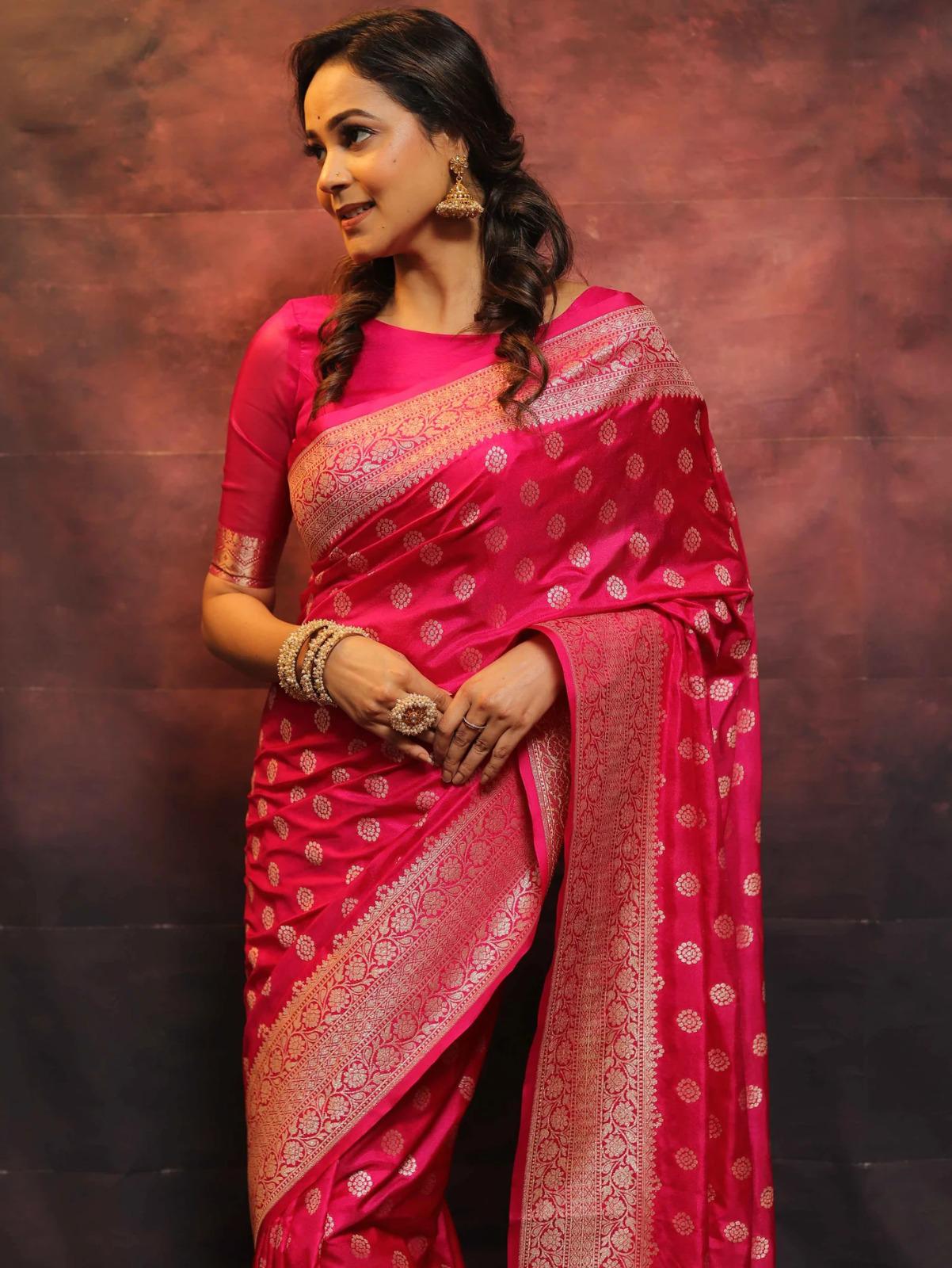 Dissemble Dark Pink Soft Silk Saree With Impressive Blouse Piece